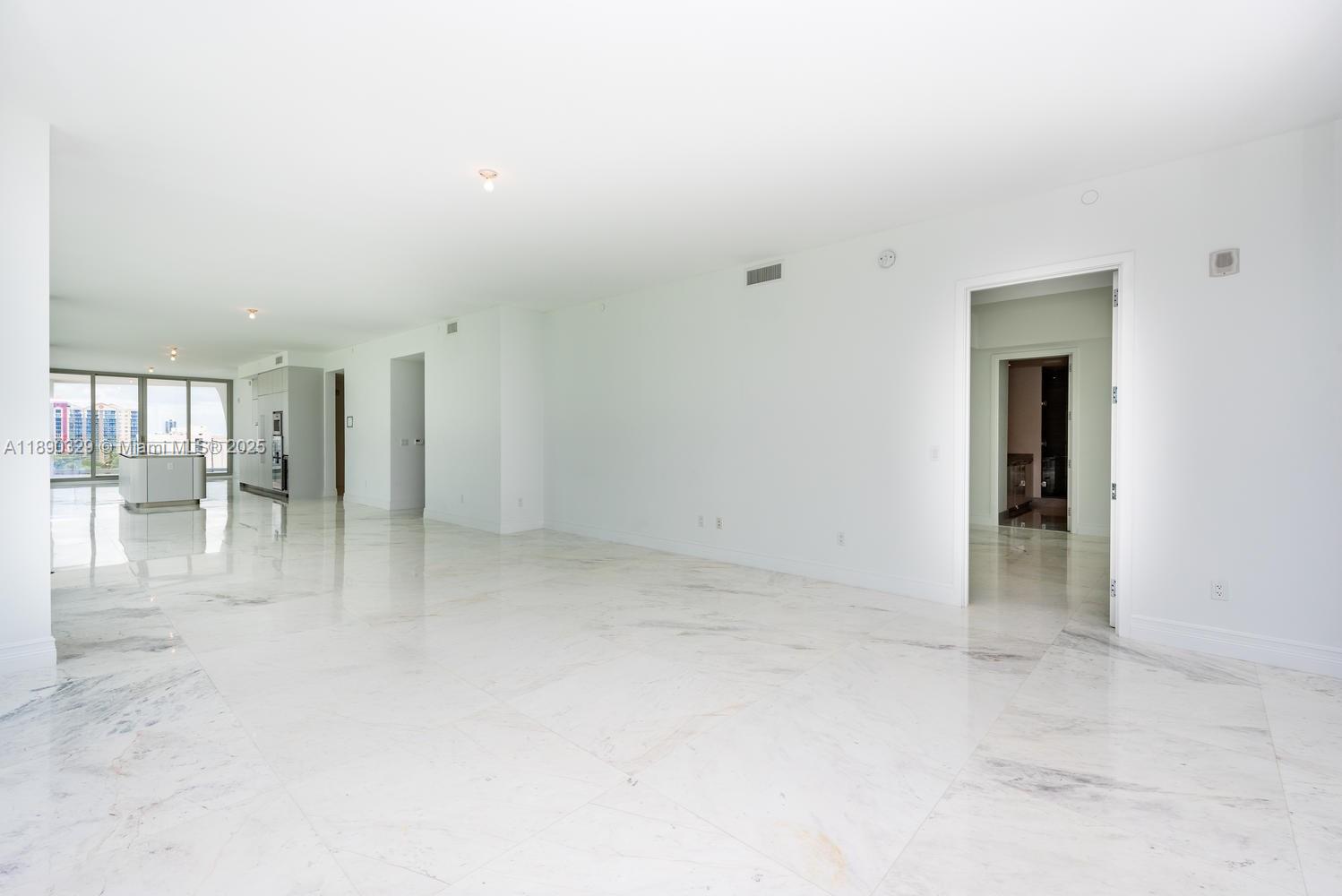 16901 Collins Ave #801, Sunny Isles Beach FL 33160
