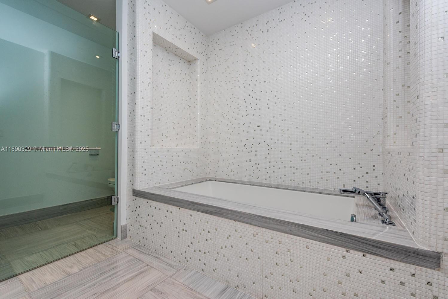 16901 Collins Ave #801, Sunny Isles Beach FL 33160