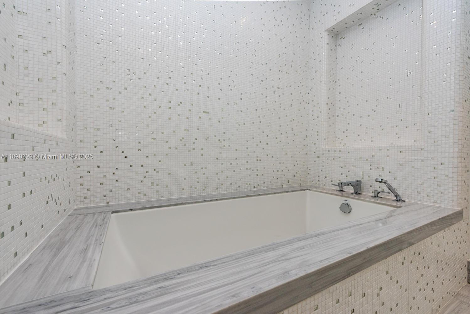 16901 Collins Ave #801, Sunny Isles Beach FL 33160