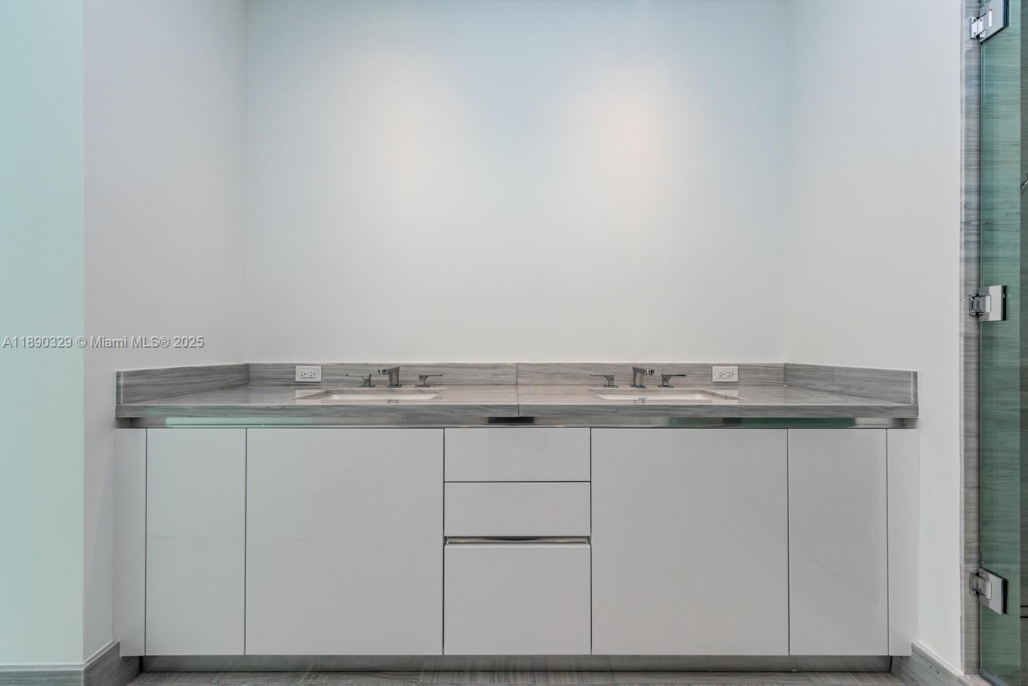 16901 Collins Ave #801, Sunny Isles Beach FL 33160