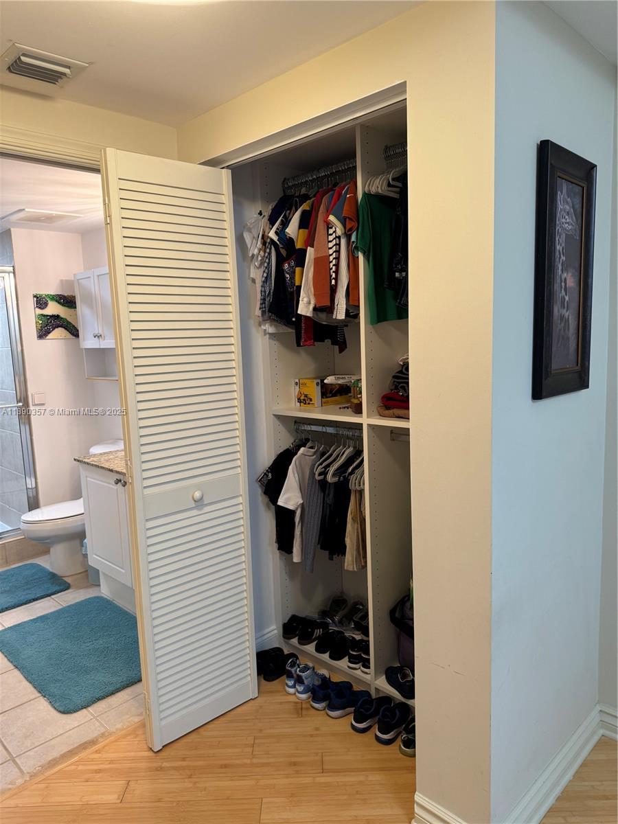 19501 W Country Club Dr #2515, Aventura FL 33180