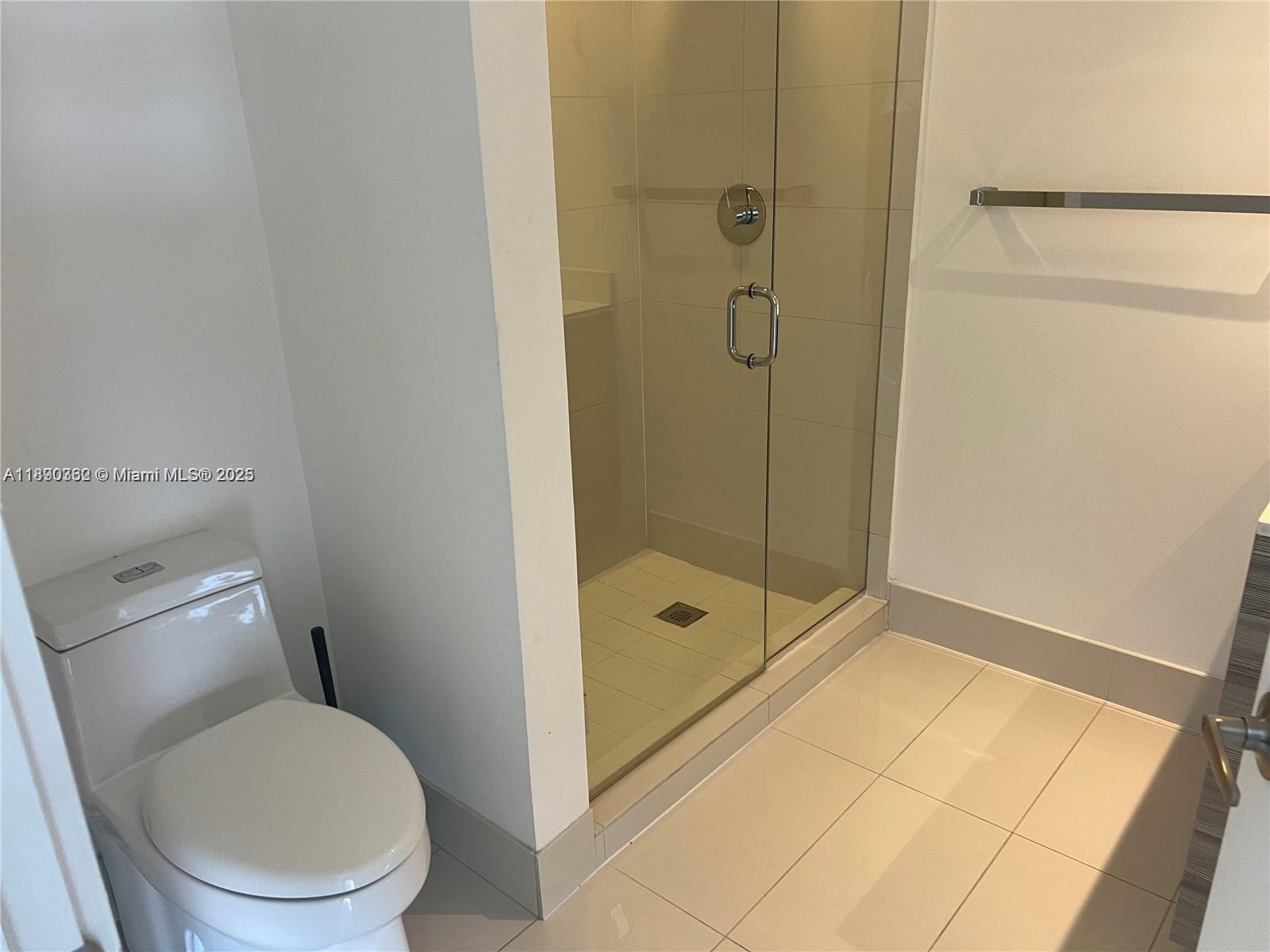 121 NE 34th St #1610, Miami FL 33137