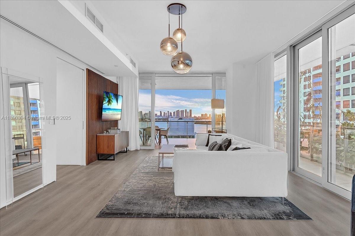 1300 Monad Ter #10B, Miami Beach FL 33139