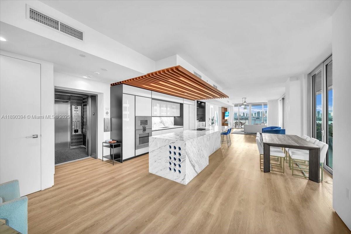 1300 Monad Ter #10B, Miami Beach FL 33139