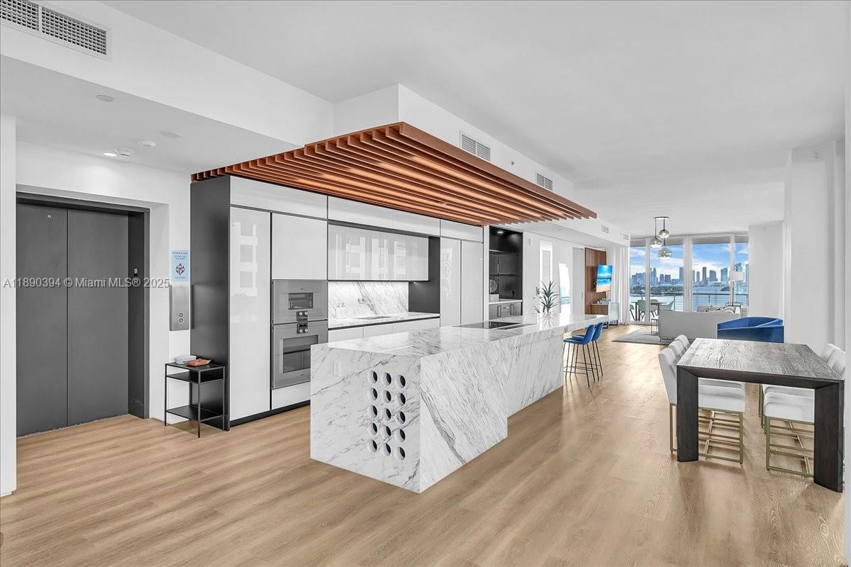 1300 Monad Ter #10B, Miami Beach FL 33139