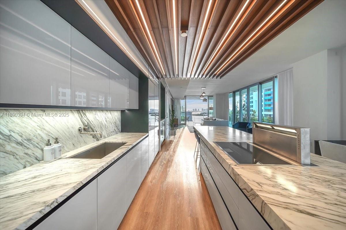 1300 Monad Ter #10B, Miami Beach FL 33139