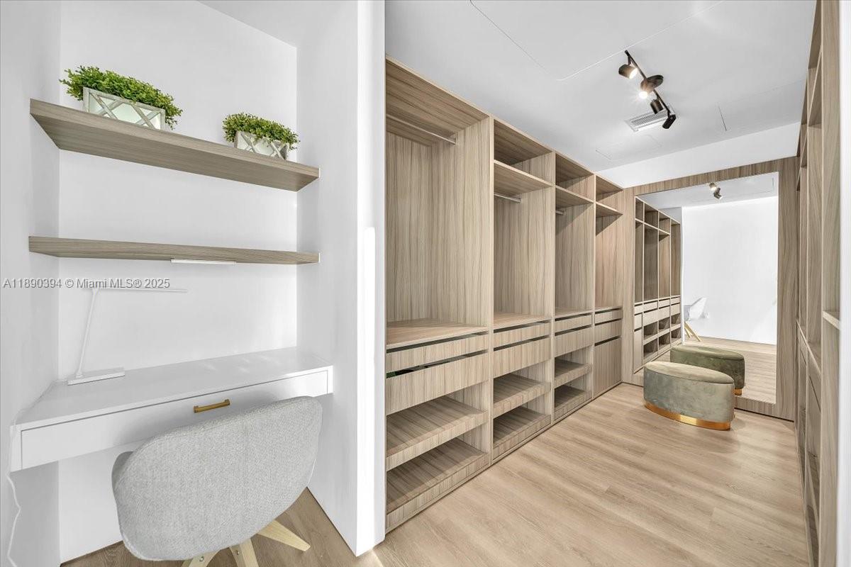1300 Monad Ter #10B, Miami Beach FL 33139