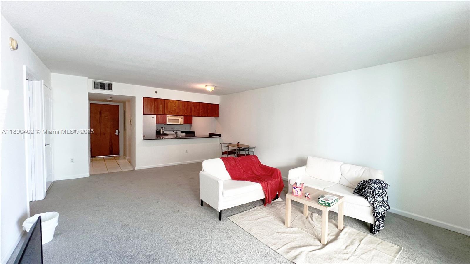 1200 Brickell Bay Dr #2814, Miami FL 33131