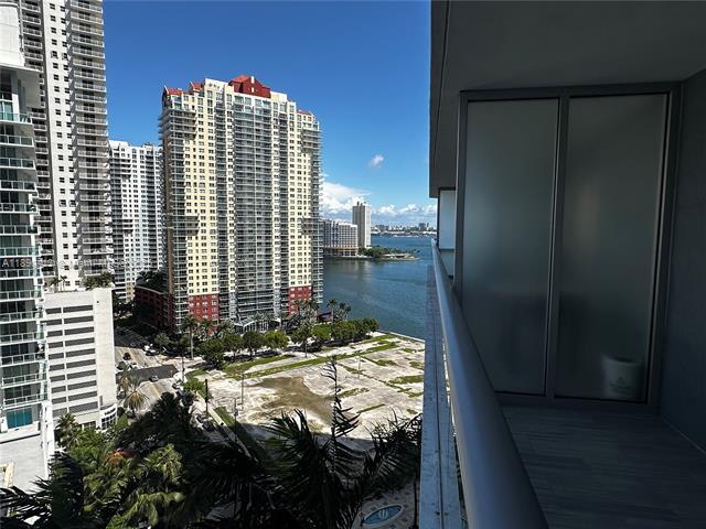 Miami FL 33131 - A11890413