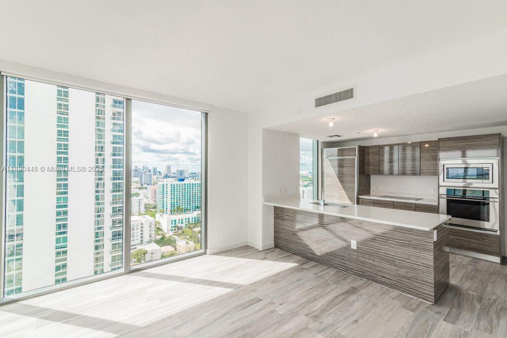 460 NE 28th St #2508, Miami FL 33137