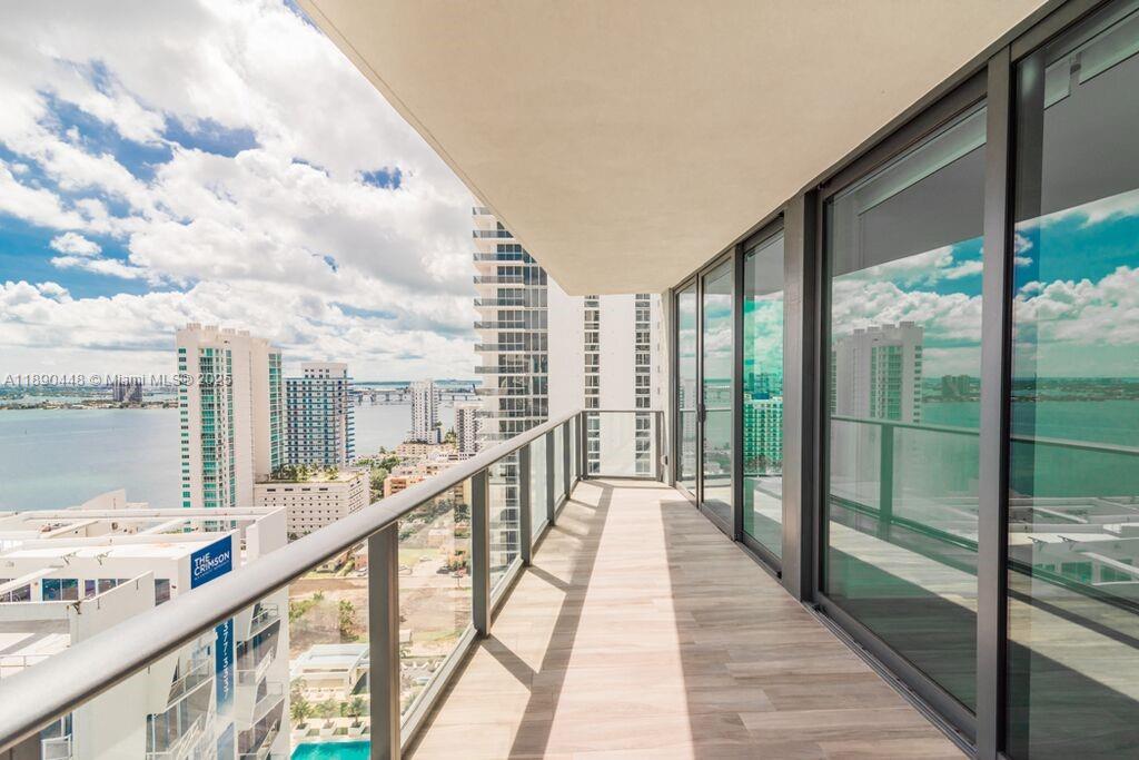 460 NE 28th St #2508, Miami FL 33137