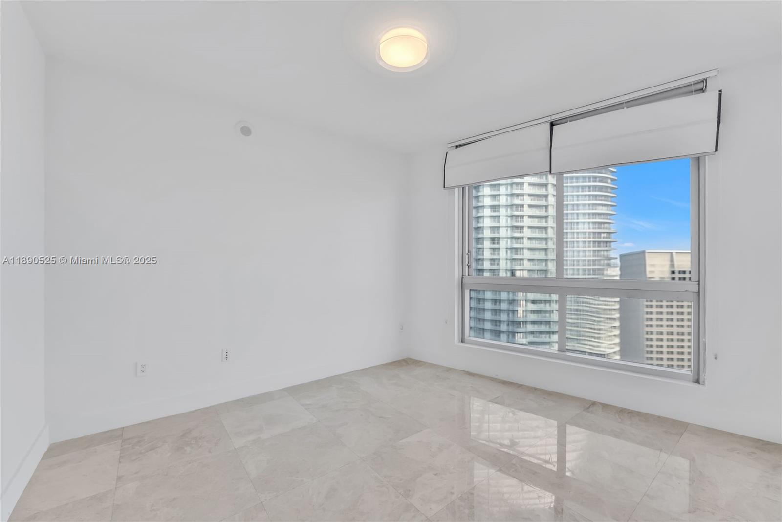 465 Brickell Ave #4201, Miami FL 33131