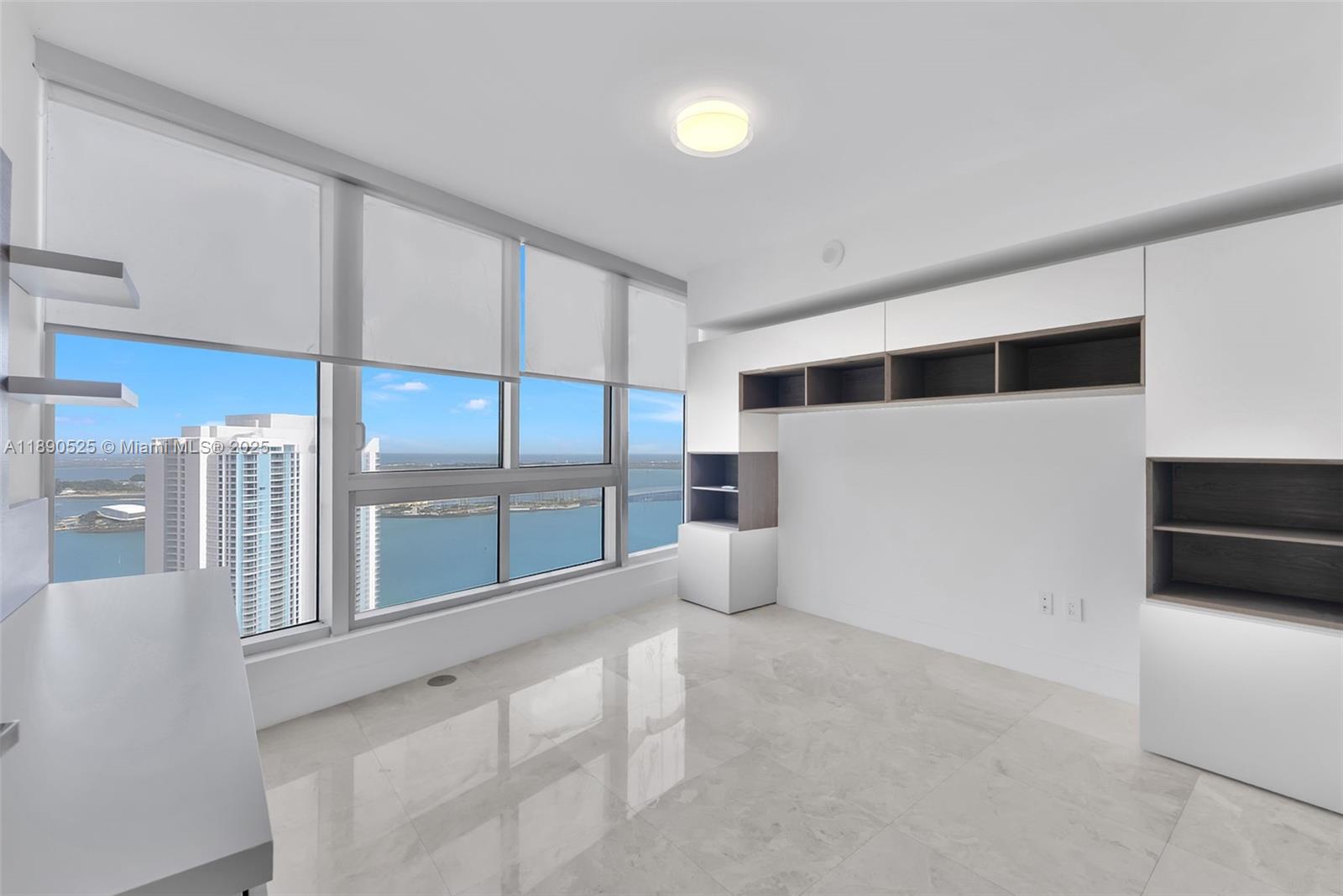 465 Brickell Ave #4201, Miami FL 33131