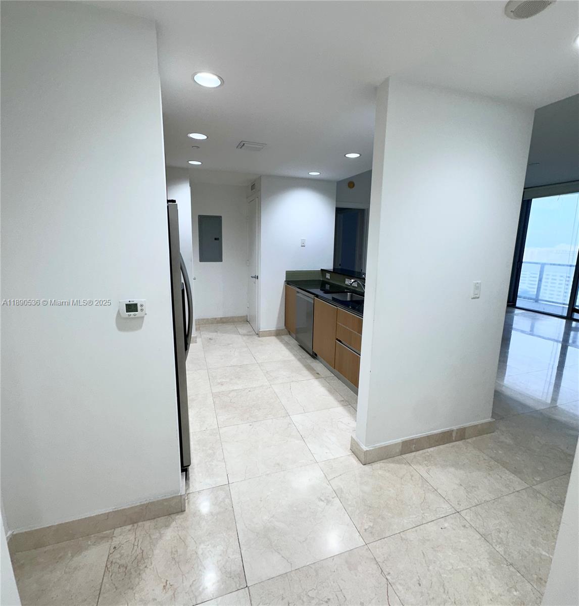 1050 Brickell Ave #2202, Miami FL 33131