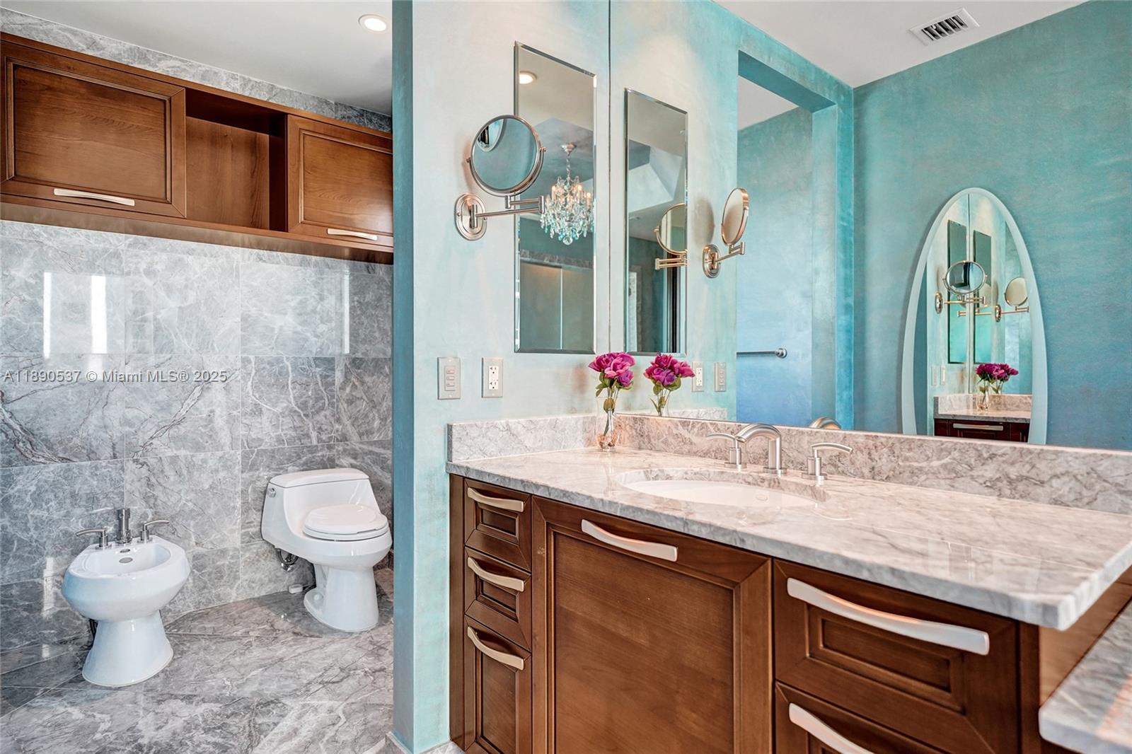 16047 Collins Ave #2101, Sunny Isles Beach FL 33160