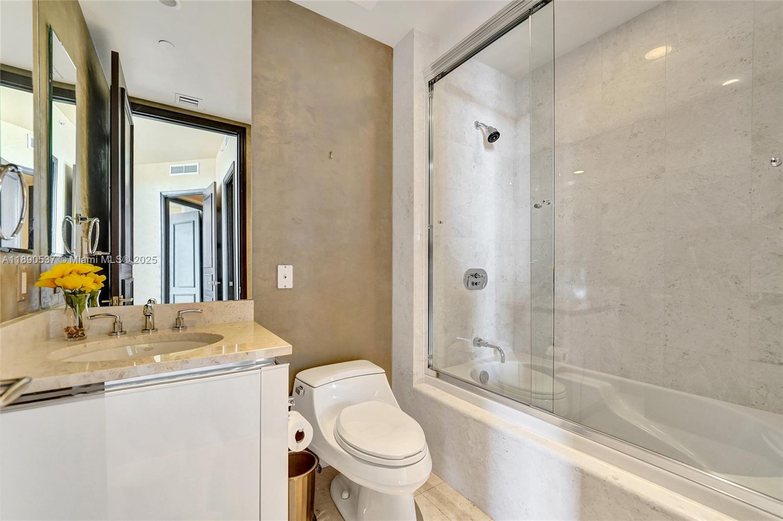 16047 Collins Ave #2101, Sunny Isles Beach FL 33160