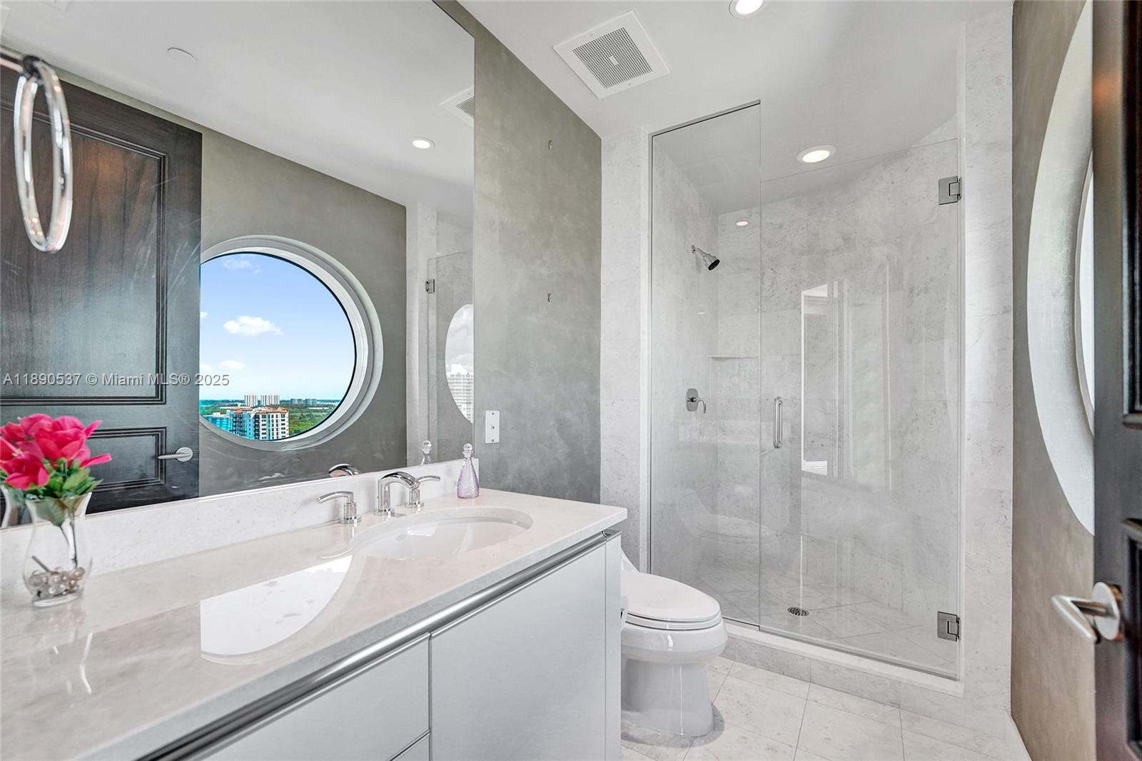 16047 Collins Ave #2101, Sunny Isles Beach FL 33160