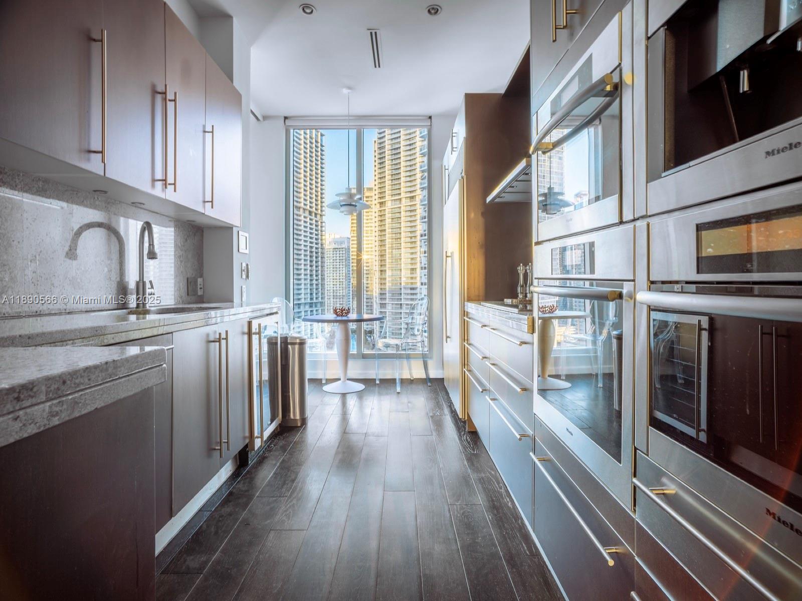900 Brickell Key Blvd #2204, Miami FL 33131