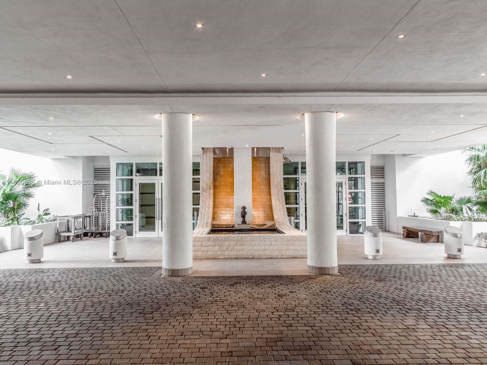 900 Brickell Key Blvd #2204, Miami FL 33131