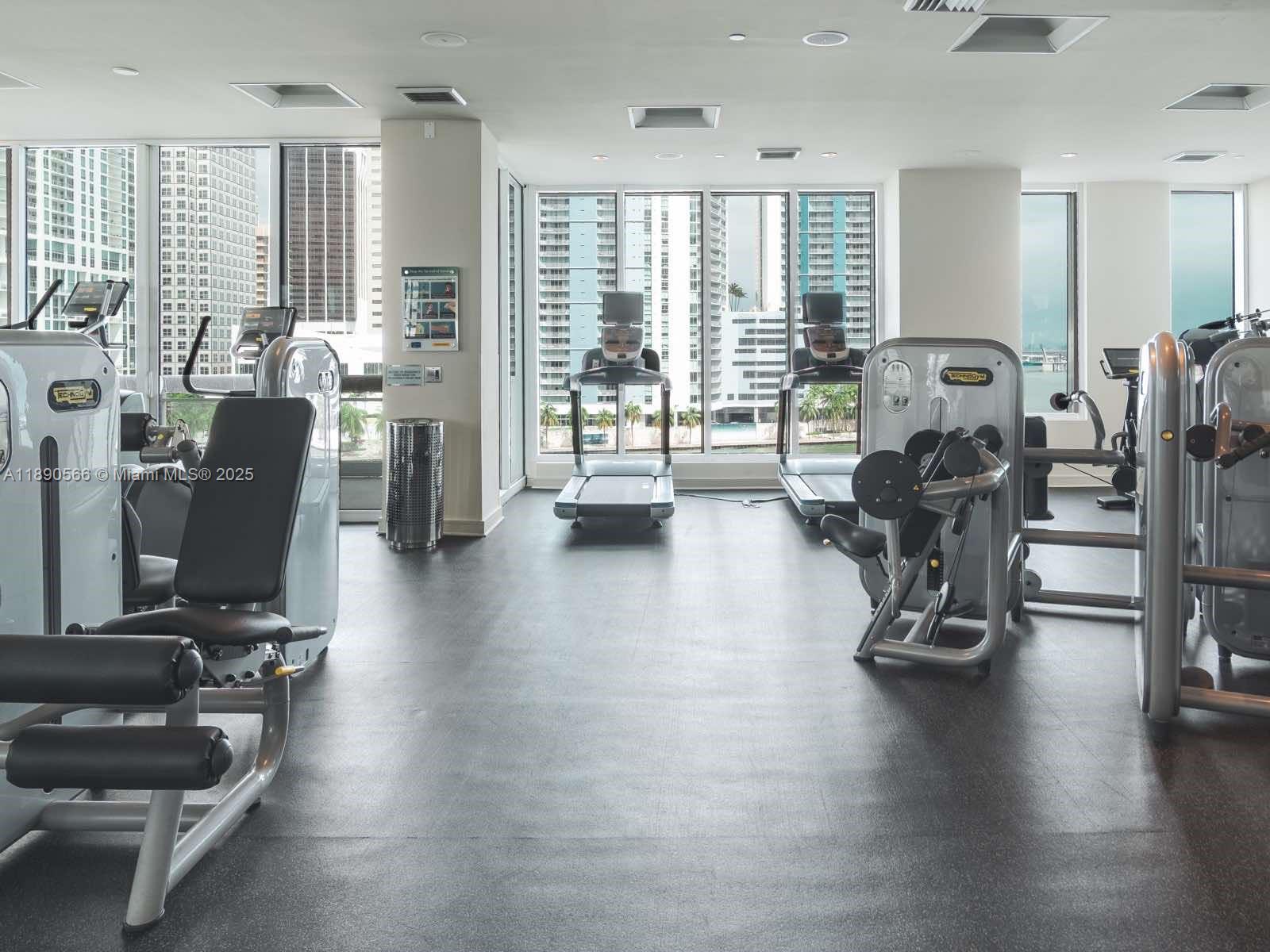 900 Brickell Key Blvd #2204, Miami FL 33131