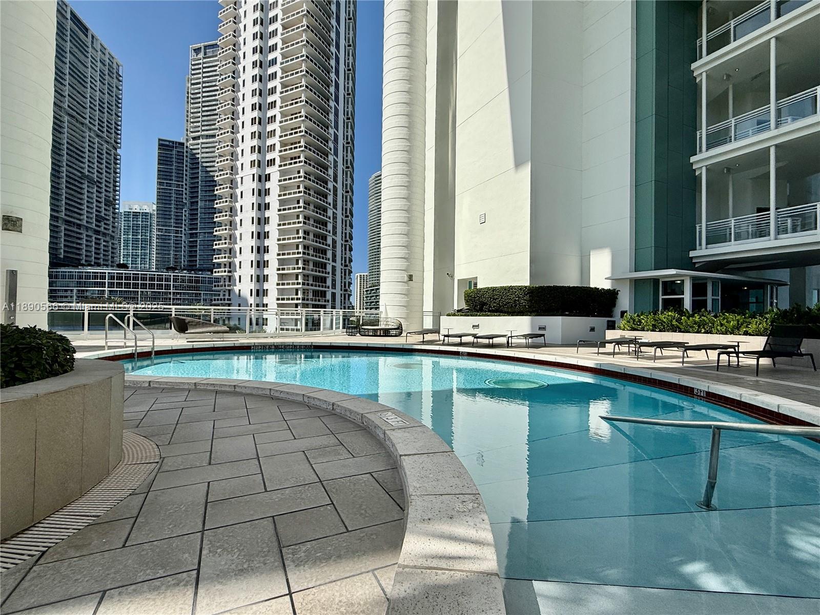 900 Brickell Key Blvd #2204, Miami FL 33131