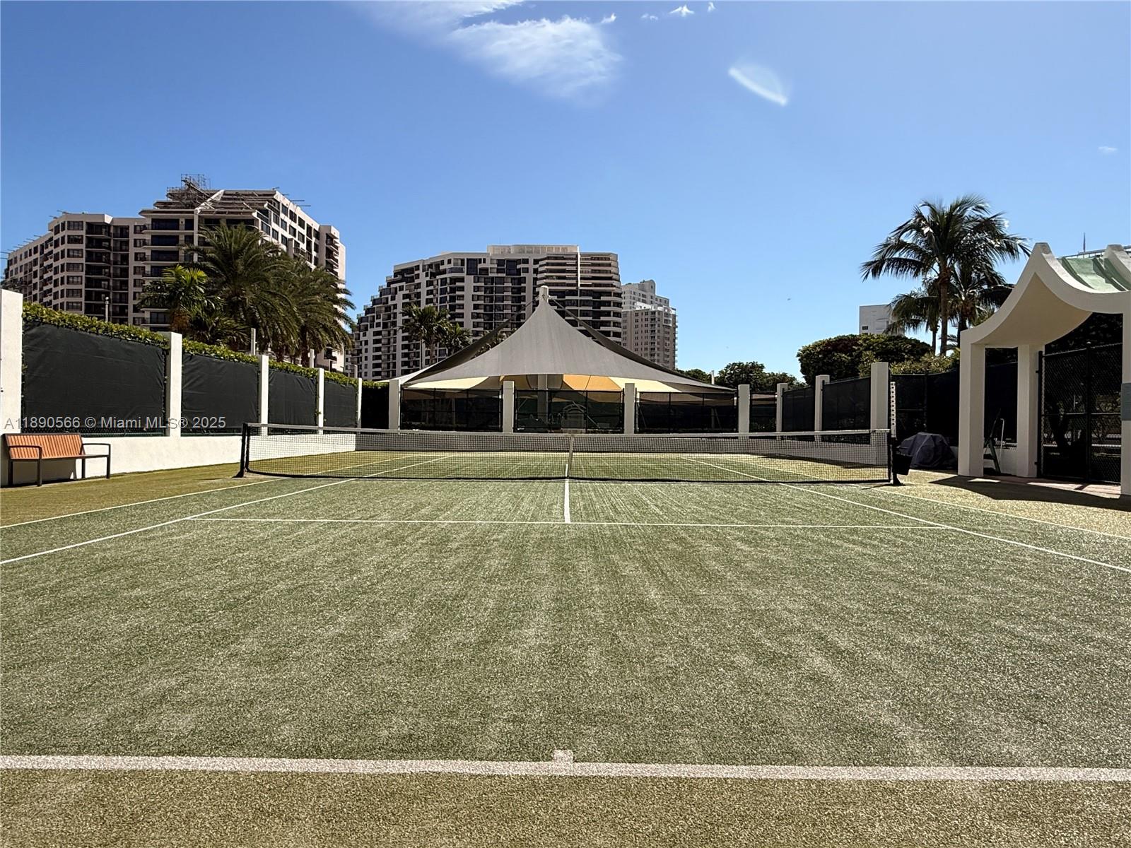 900 Brickell Key Blvd #2204, Miami FL 33131