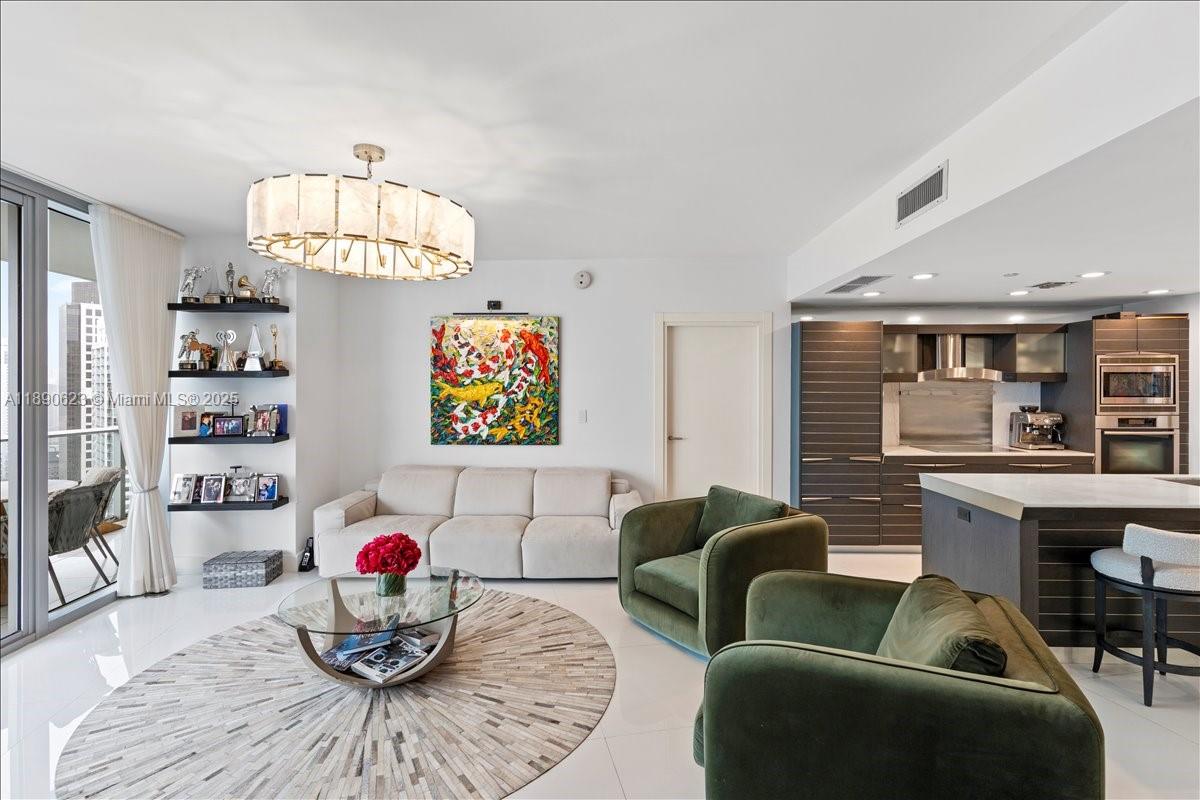 200 Biscayne Boulevard Way #3608, Miami FL 33131