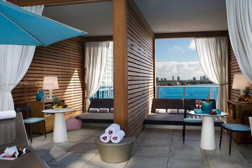 200 Biscayne Boulevard Way #3608, Miami FL 33131