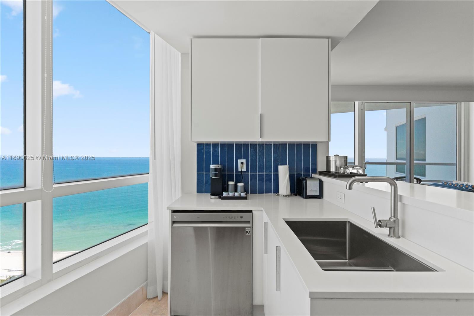 4401 Collins Ave #3003, Miami Beach FL 33140