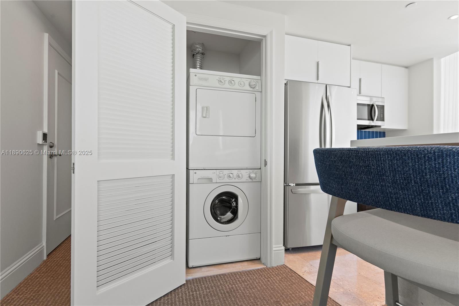 4401 Collins Ave #3003, Miami Beach FL 33140