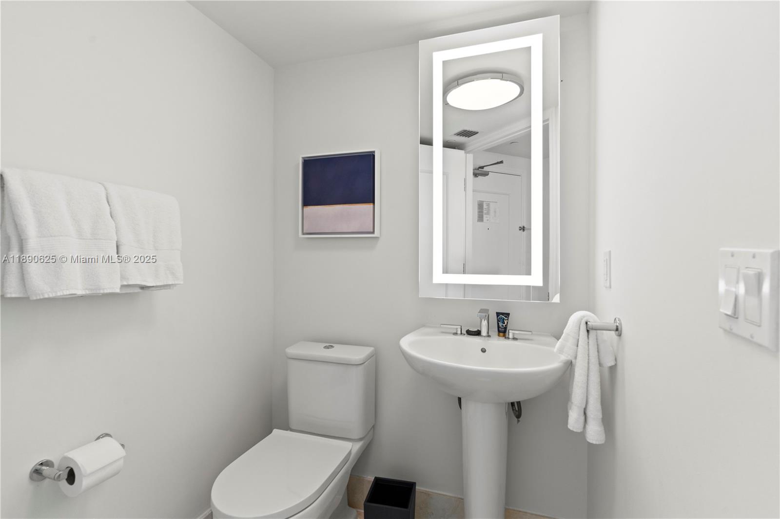 4401 Collins Ave #3003, Miami Beach FL 33140