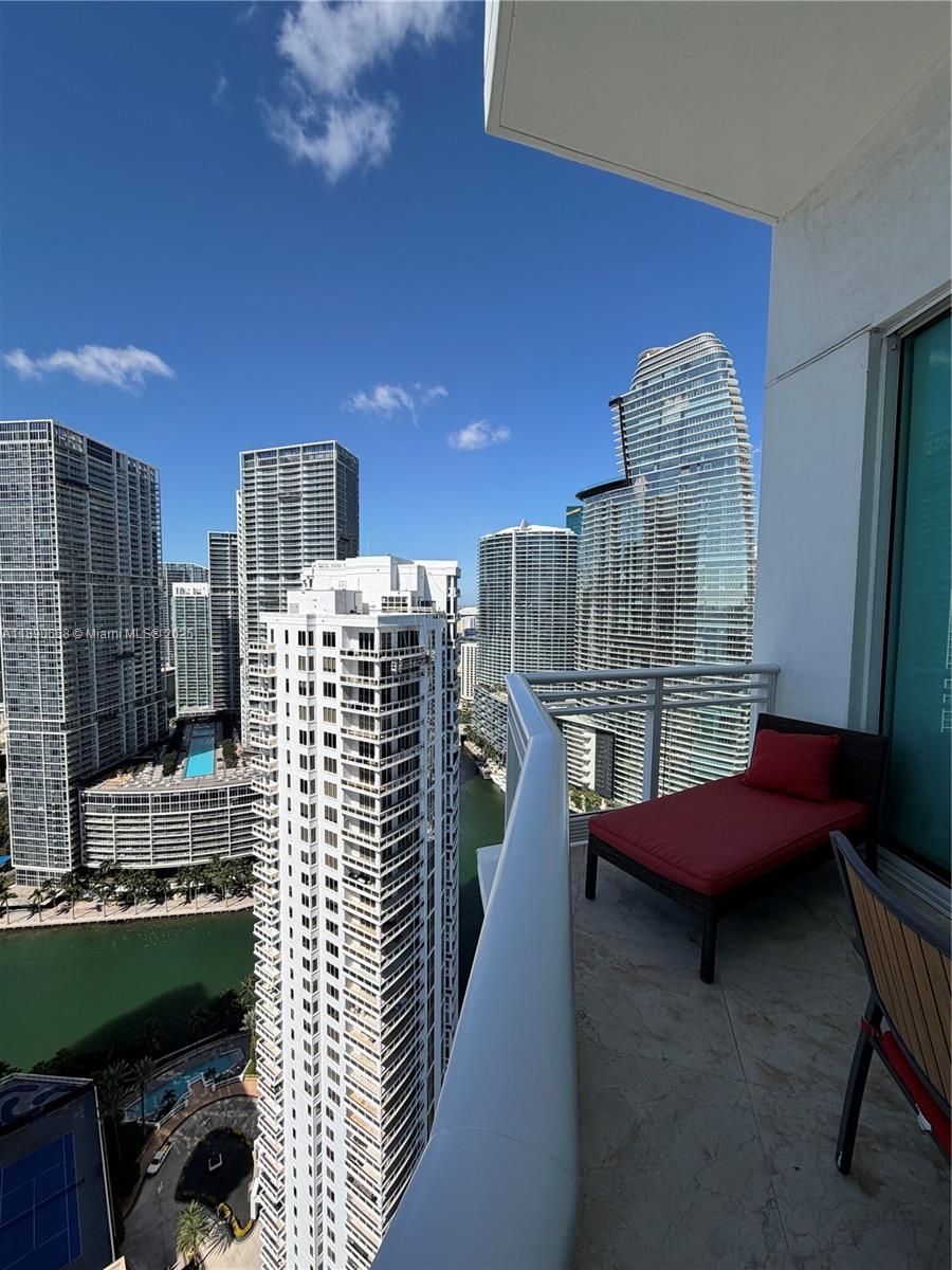900 Brickell Key Blvd #3205, Miami FL 33131