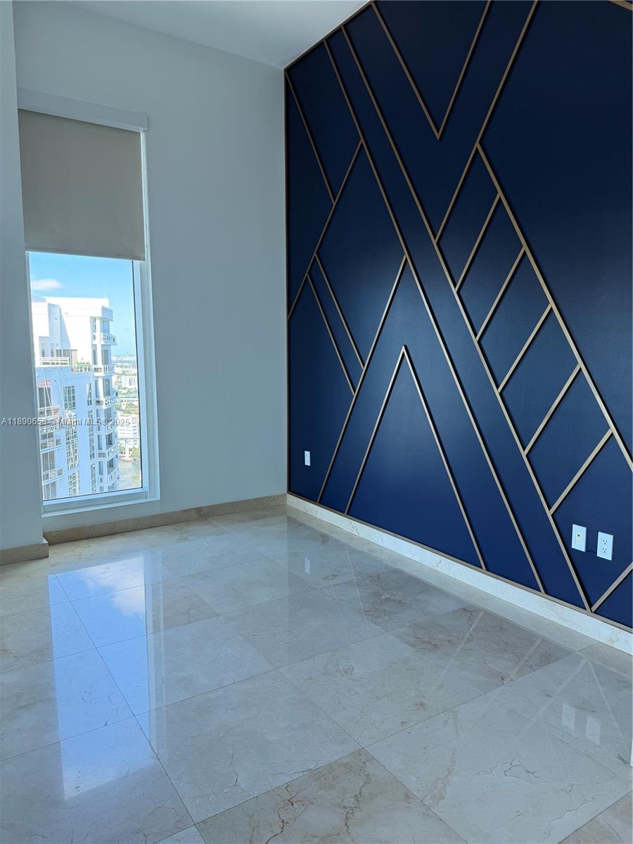 900 Brickell Key Blvd #3205, Miami FL 33131