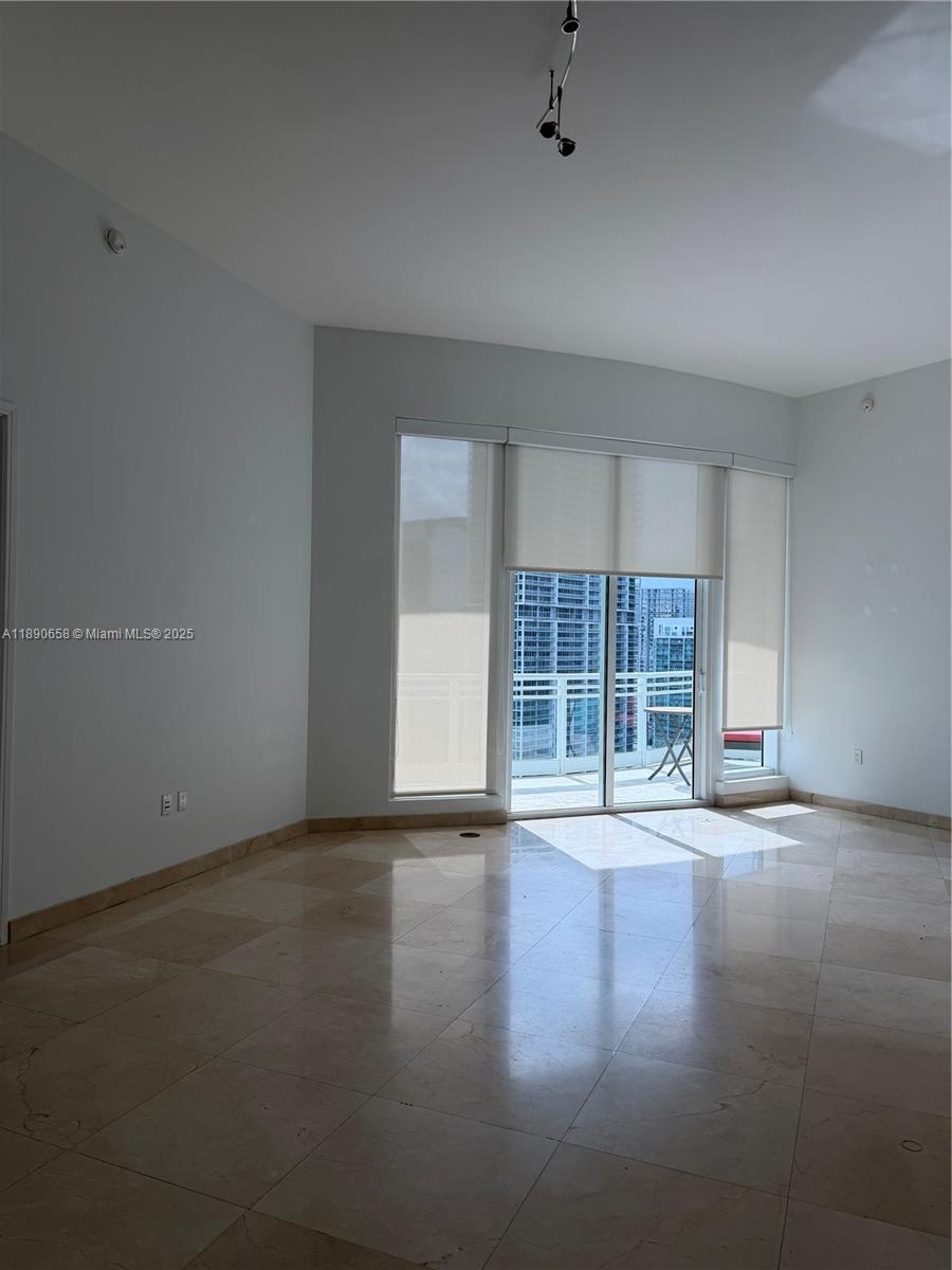 900 Brickell Key Blvd #3205, Miami FL 33131