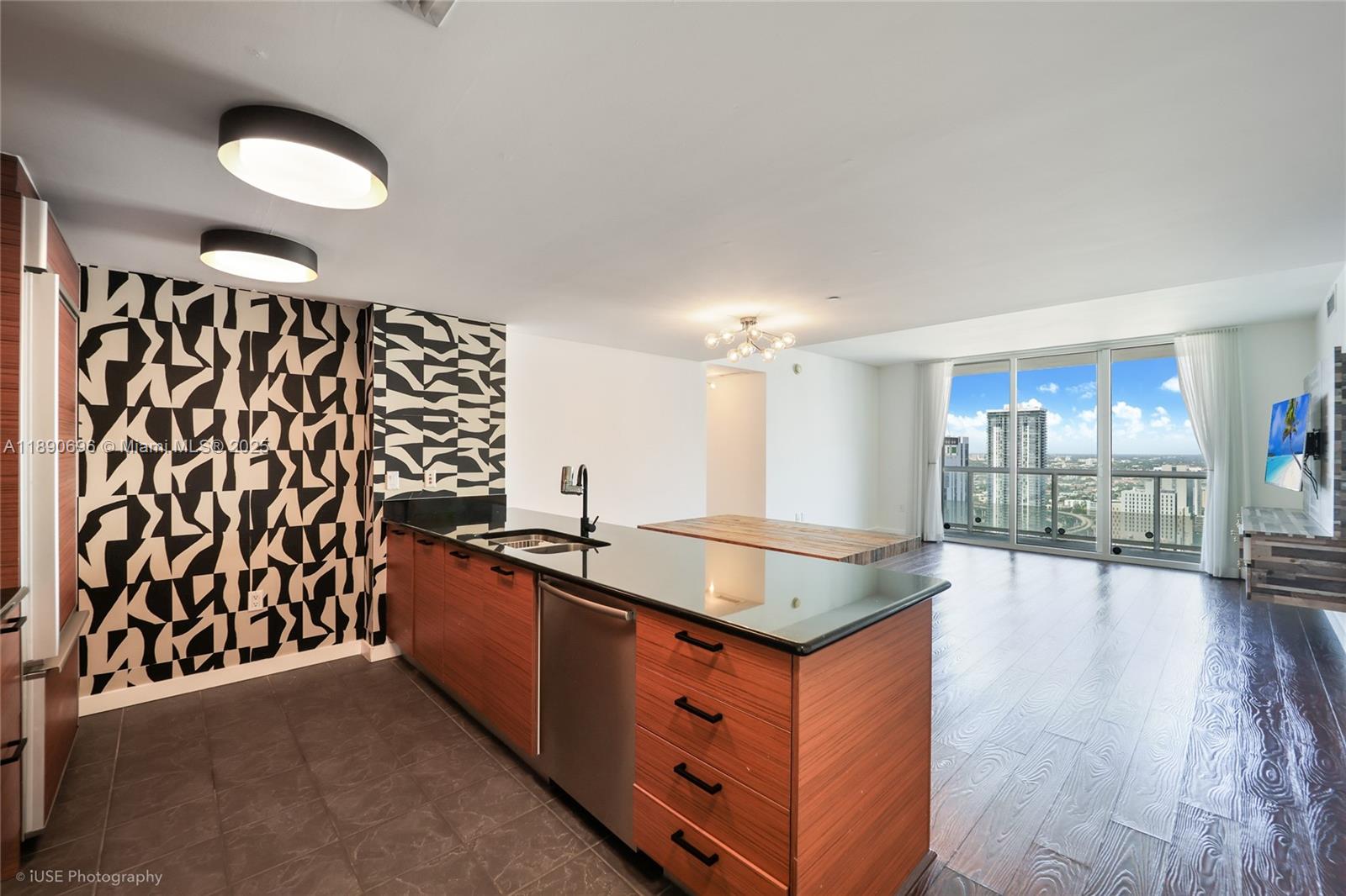 50 Biscayne Blvd #4311, Miami FL 33132