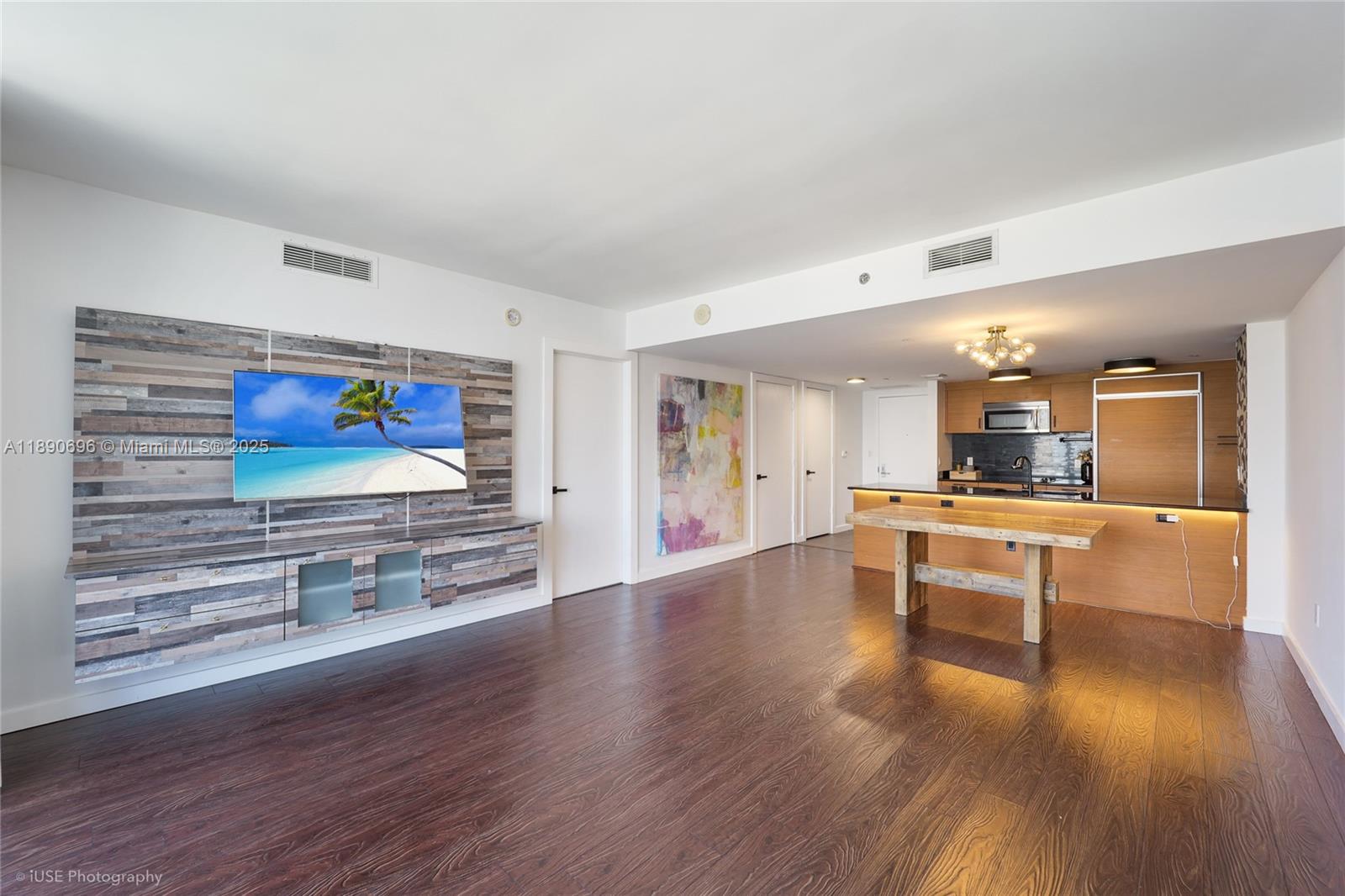 50 Biscayne Blvd #4311, Miami FL 33132