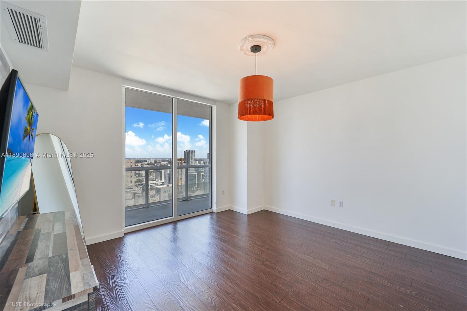 50 Biscayne Blvd #4311, Miami FL 33132