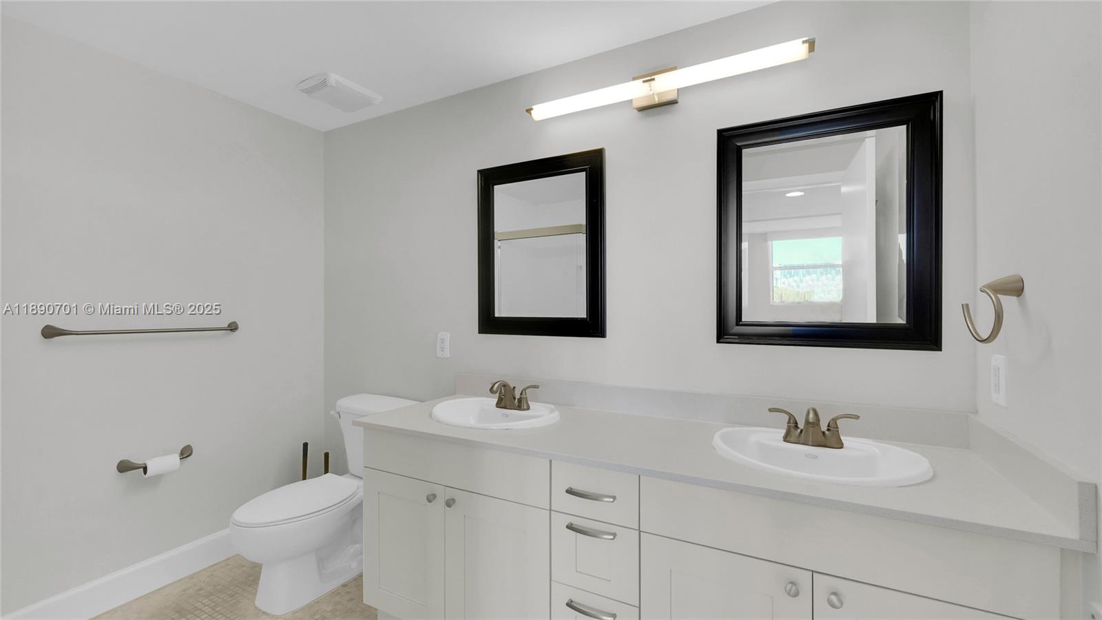 2475 Brickell Ave #803, Miami FL 33129