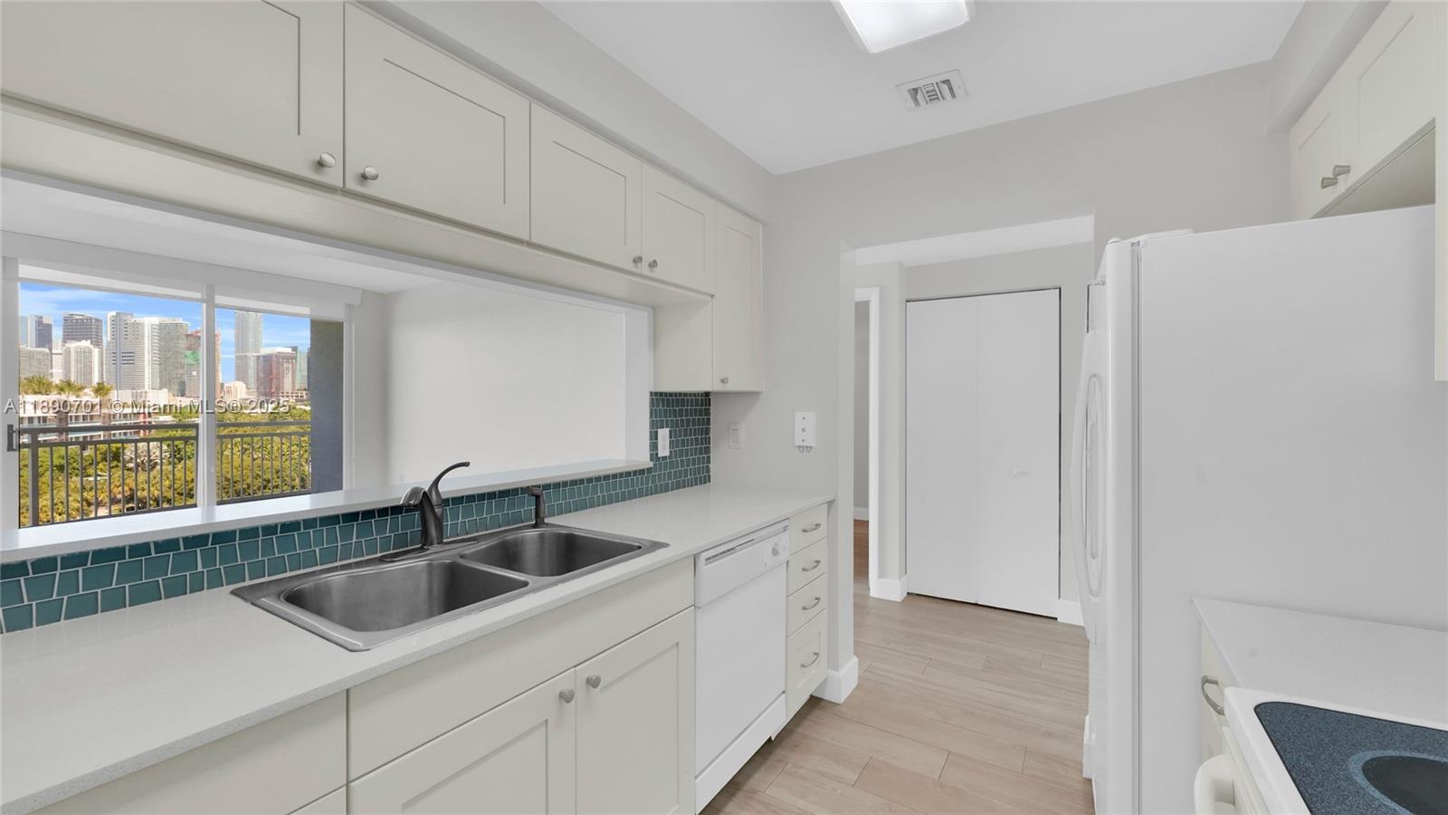 2475 Brickell Ave #803, Miami FL 33129