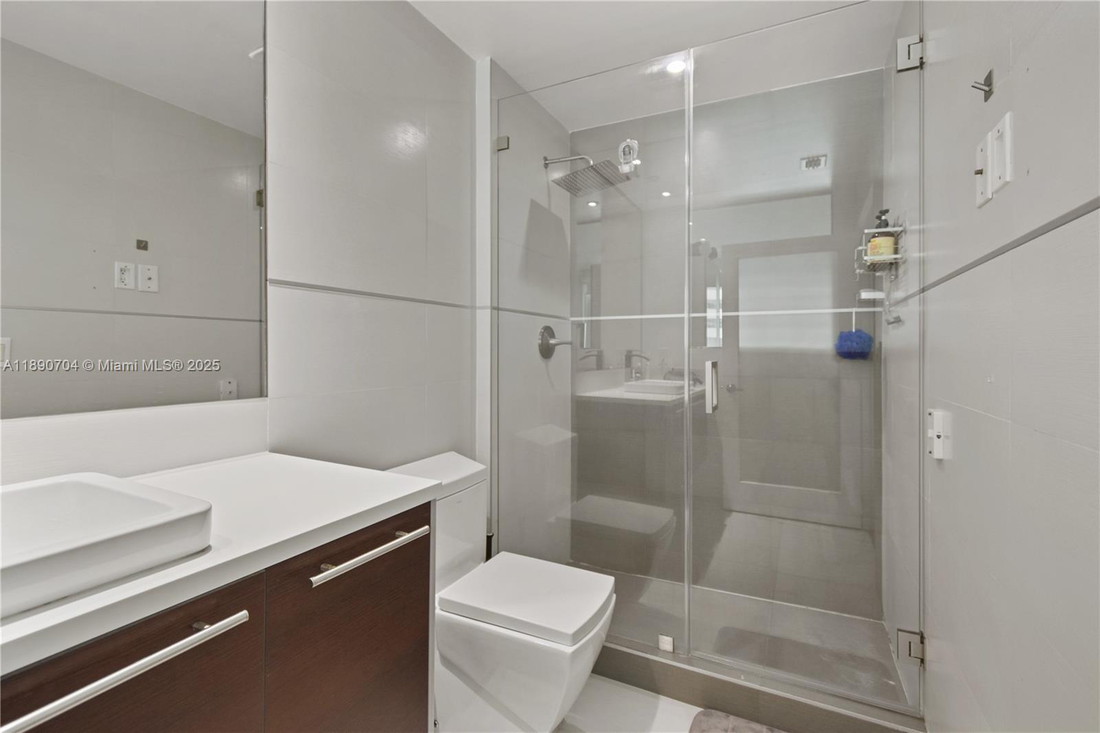 1900 N Bayshore Dr #2807, Miami FL 33132