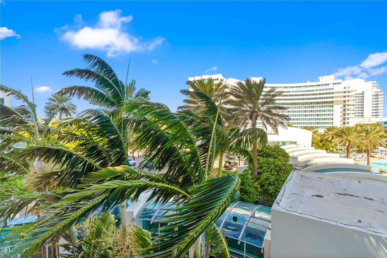 4391 Collins Ave #402, Miami Beach FL 33140