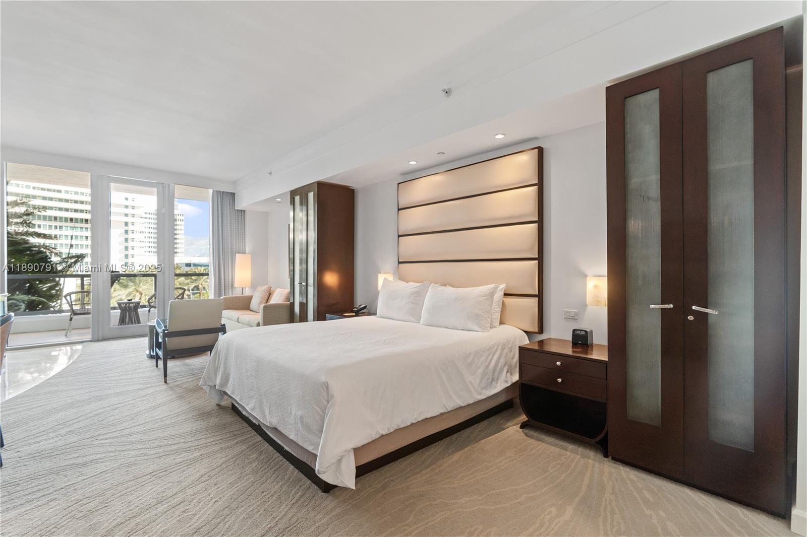 4391 Collins Ave #402, Miami Beach FL 33140