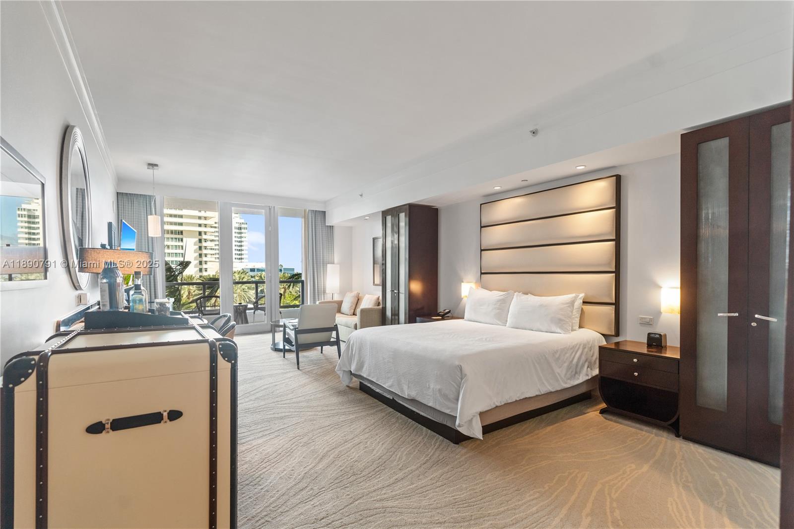 4391 Collins Ave #402, Miami Beach FL 33140