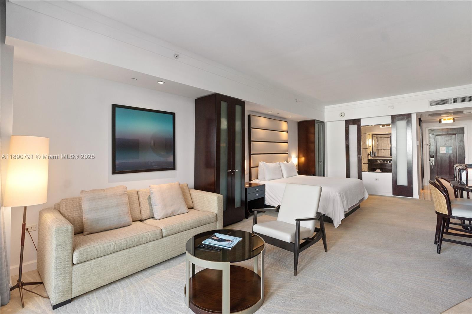 4391 Collins Ave #402, Miami Beach FL 33140