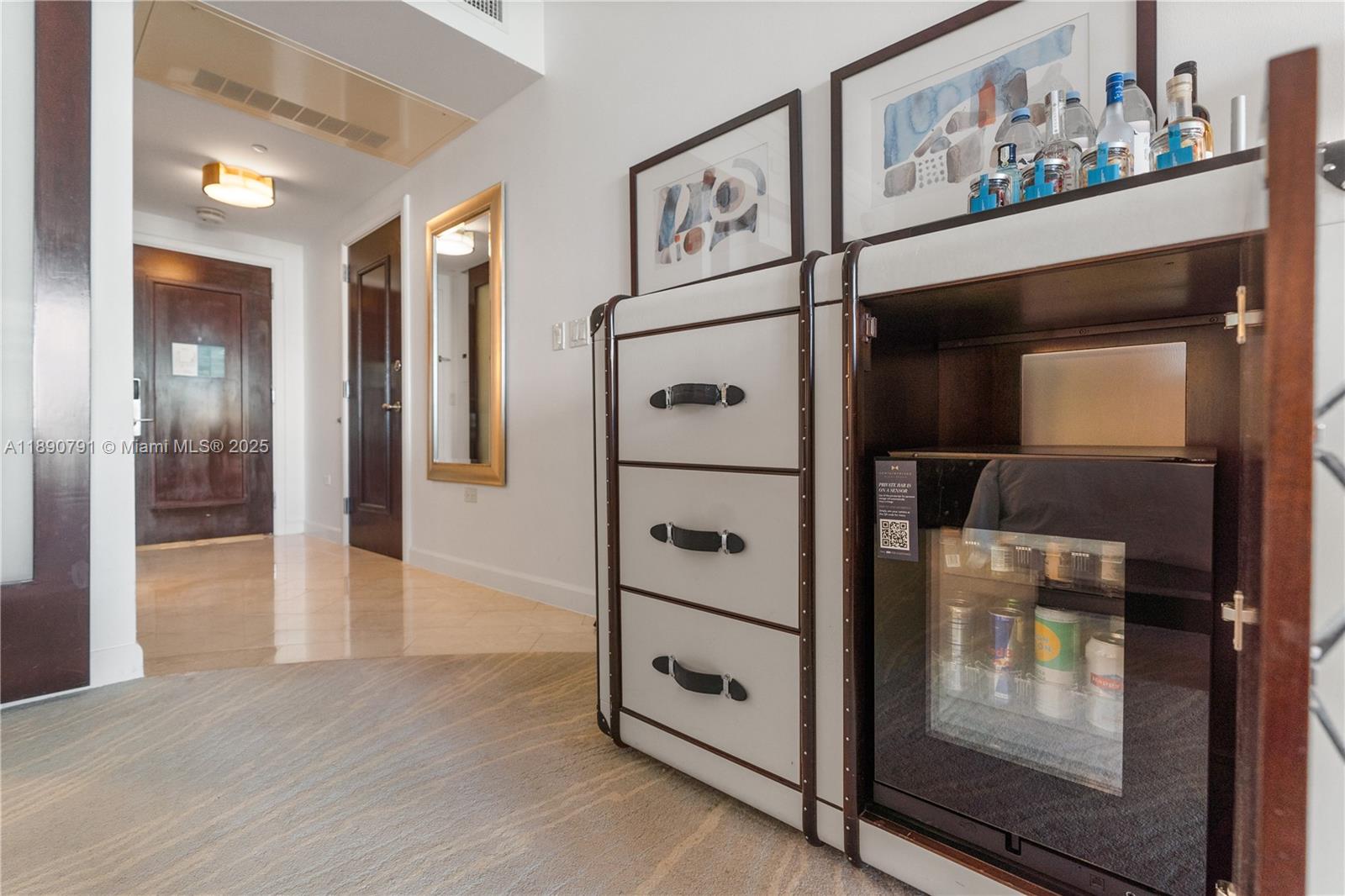 4391 Collins Ave #402, Miami Beach FL 33140