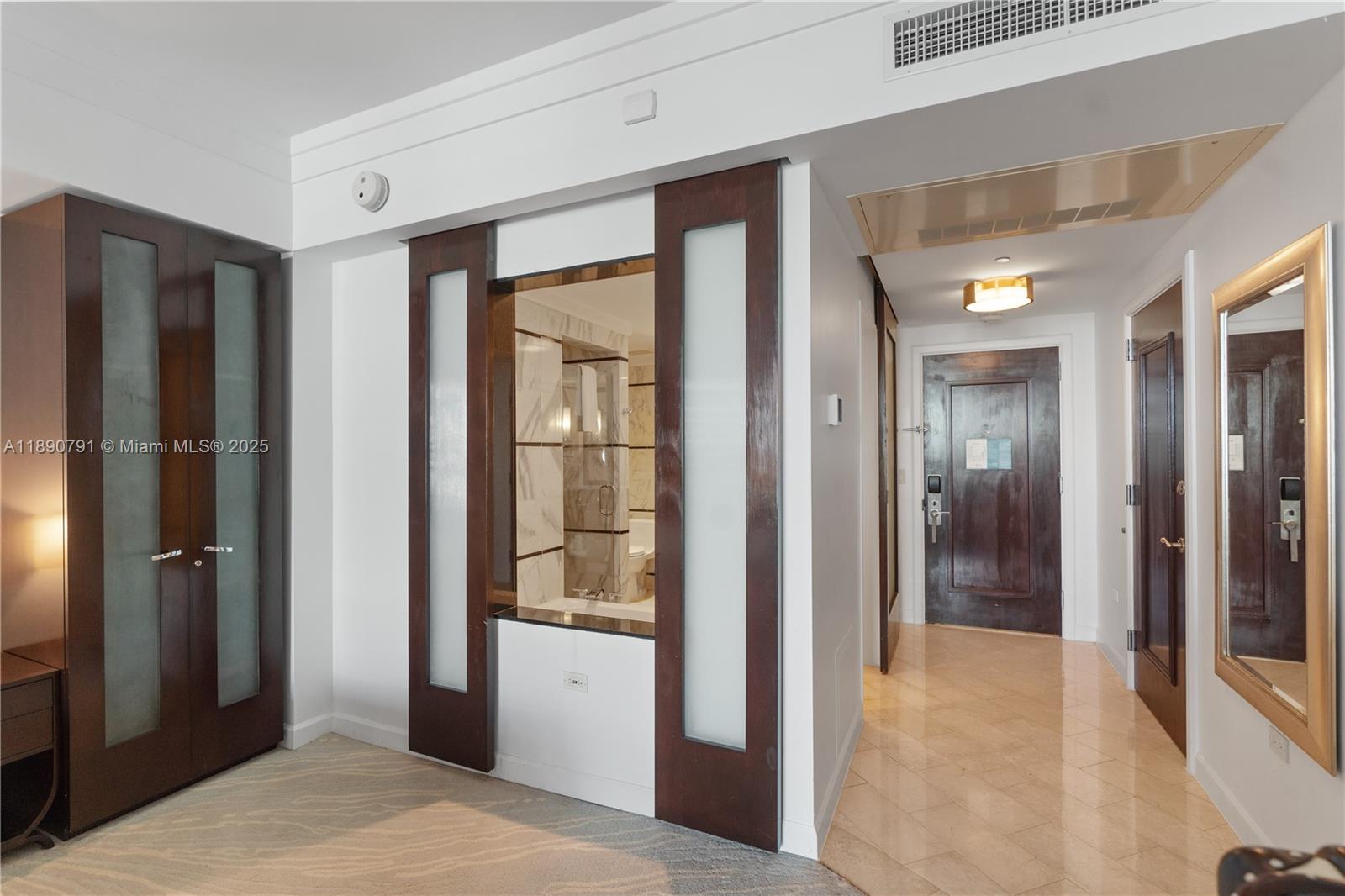 4391 Collins Ave #402, Miami Beach FL 33140