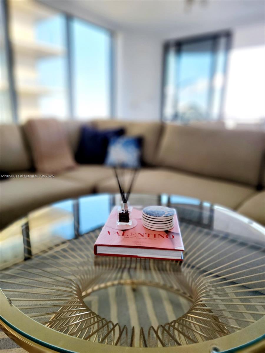 121 NE 34th St #908, Miami FL 33137