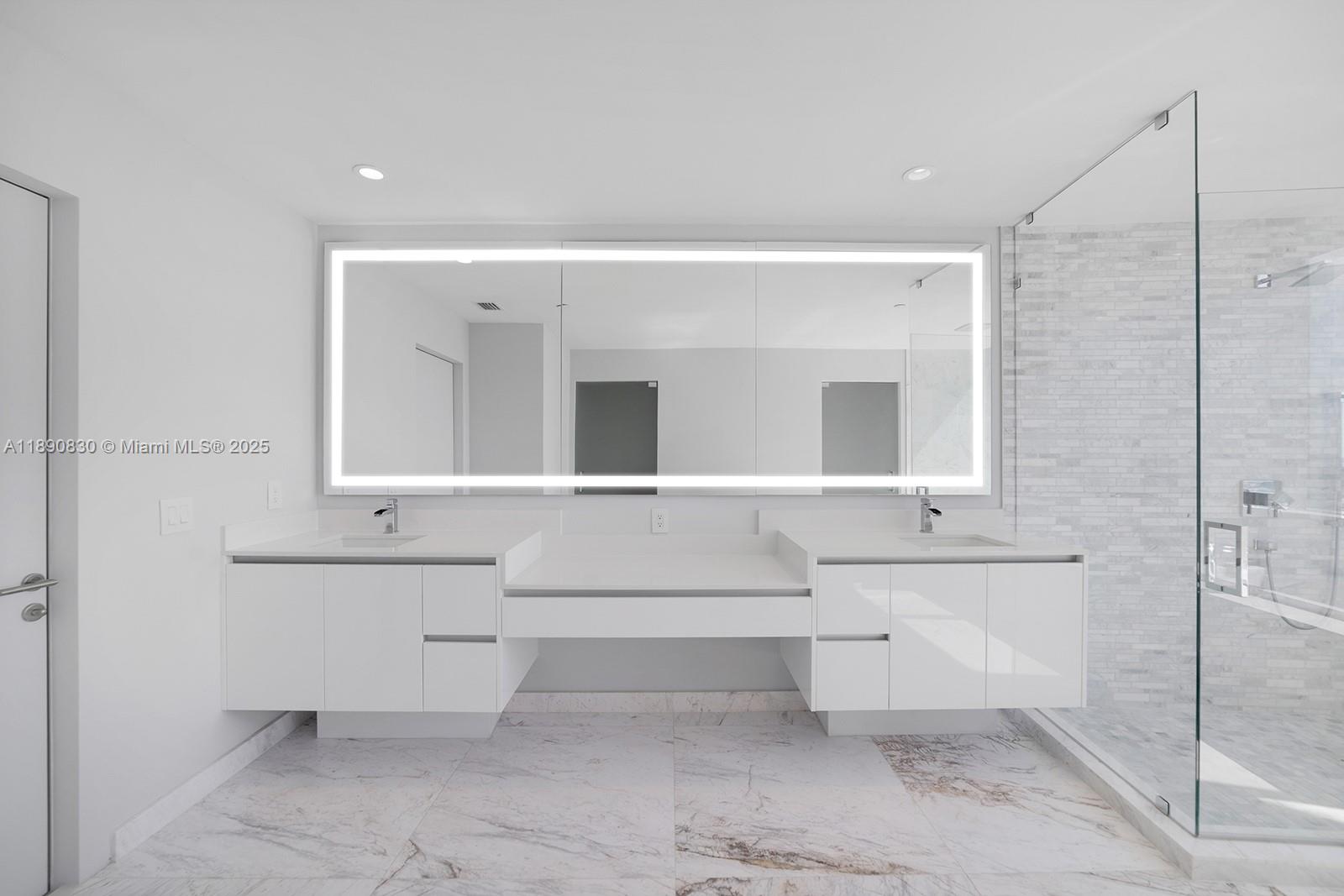 851 NE 1st Ave #4401/4402, Miami FL 33132