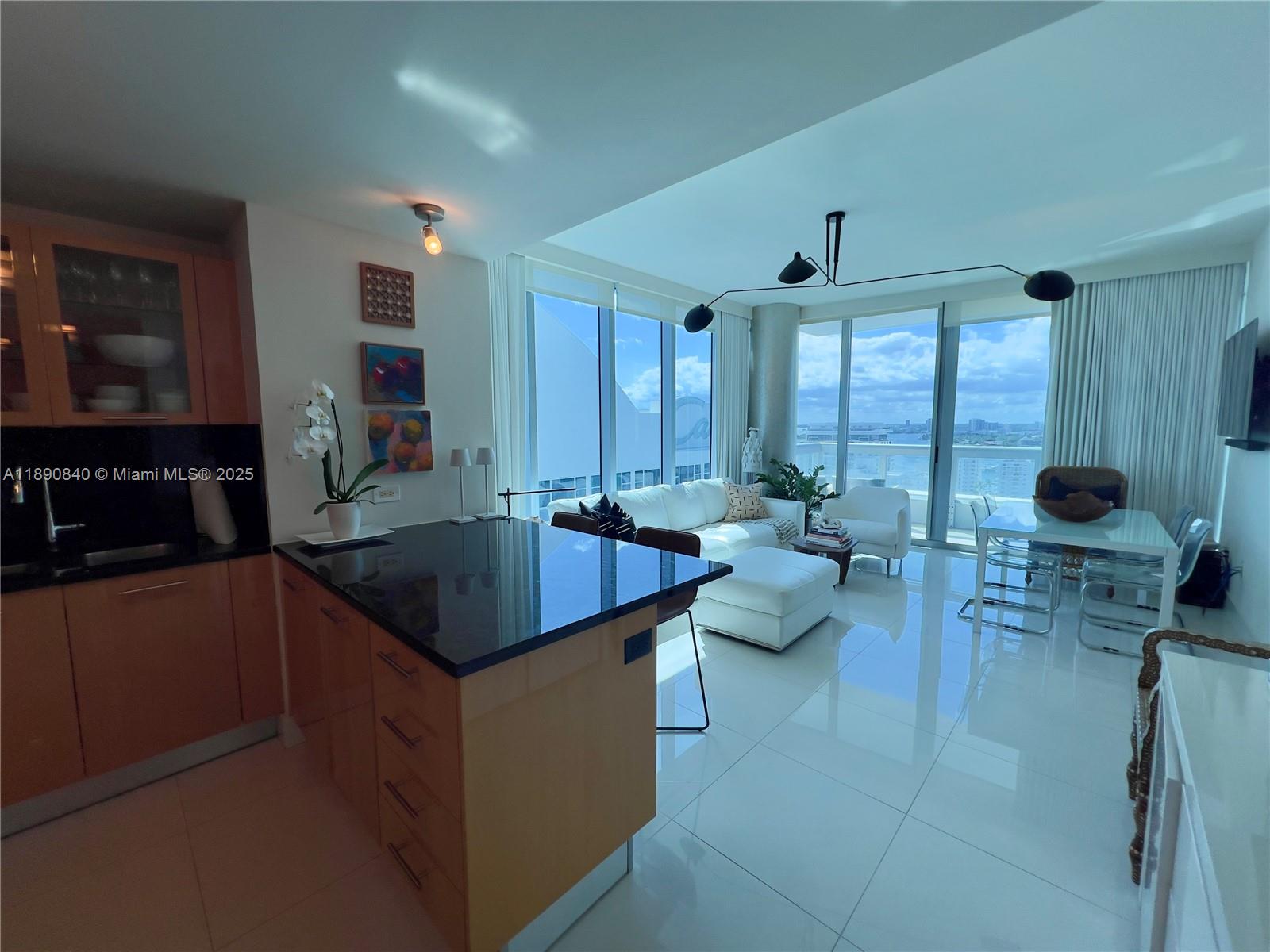 6899 Collins Ave #1709, Miami Beach FL 33141