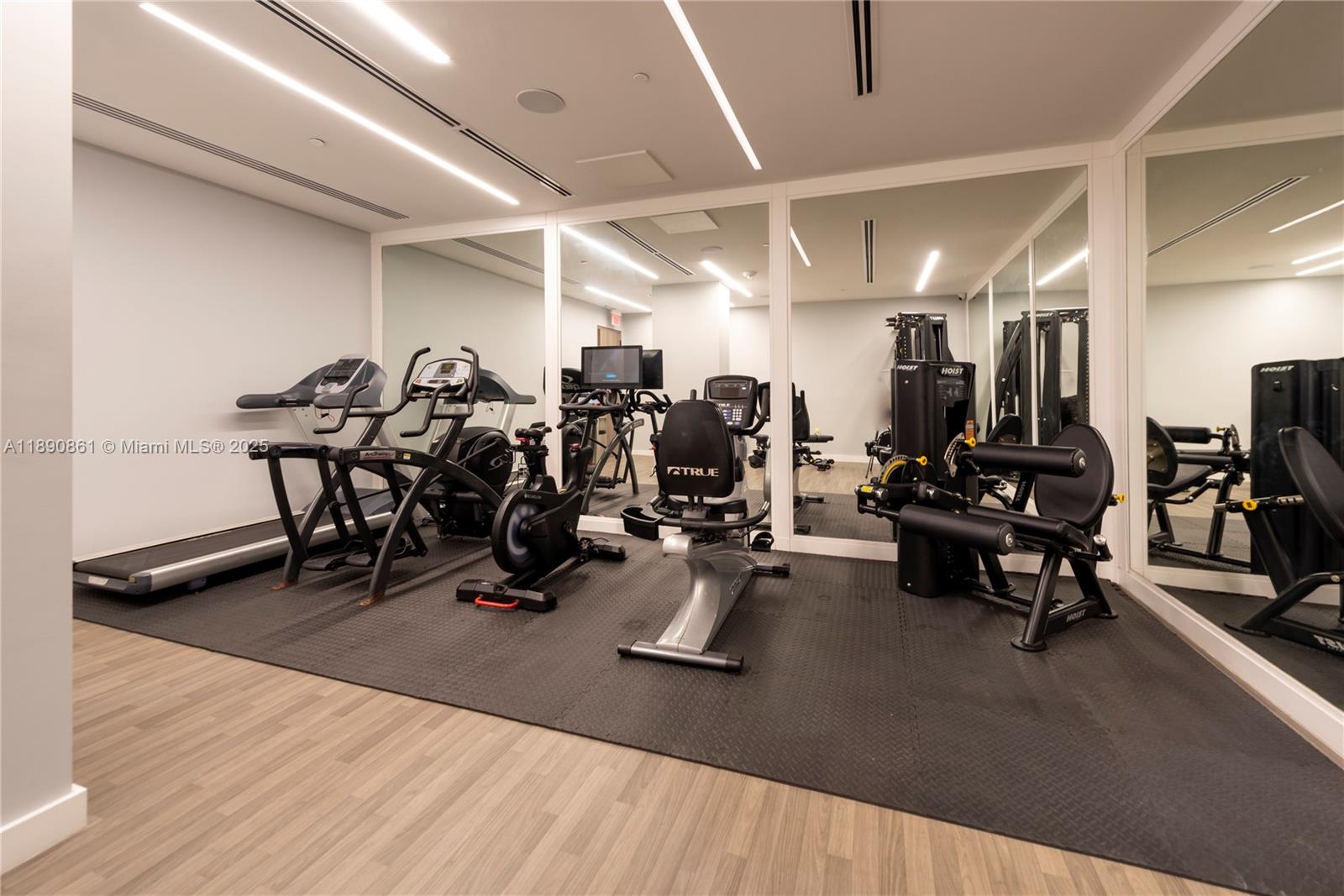 Bal Harbour FL 33154 - A11890861